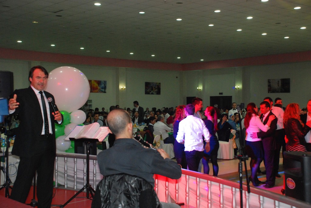Sütaş eğlencesi